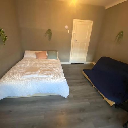 Lovely Private Room In Sandilands Dr Ab24 Aberdeen Bagian luar foto