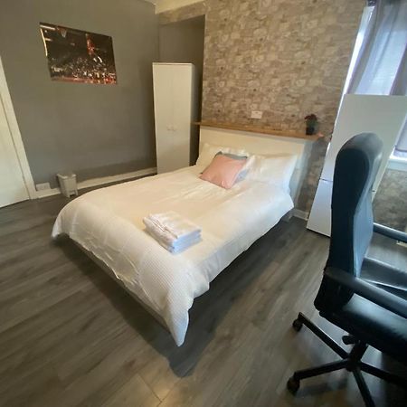 Lovely Private Room In Sandilands Dr Ab24 Aberdeen Bagian luar foto